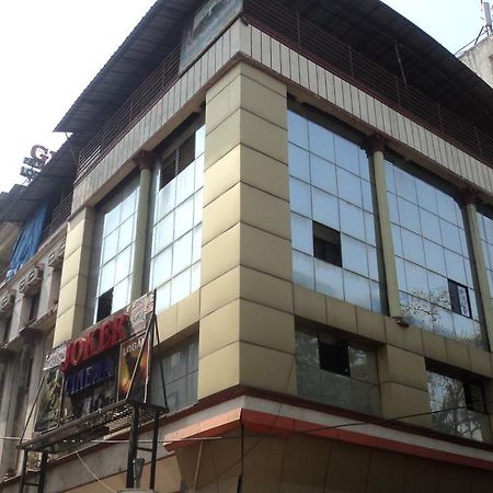 Girija Payyade Hotel Kalyān Exterior foto