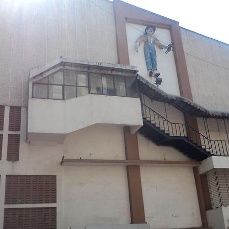 Girija Payyade Hotel Kalyān Exterior foto