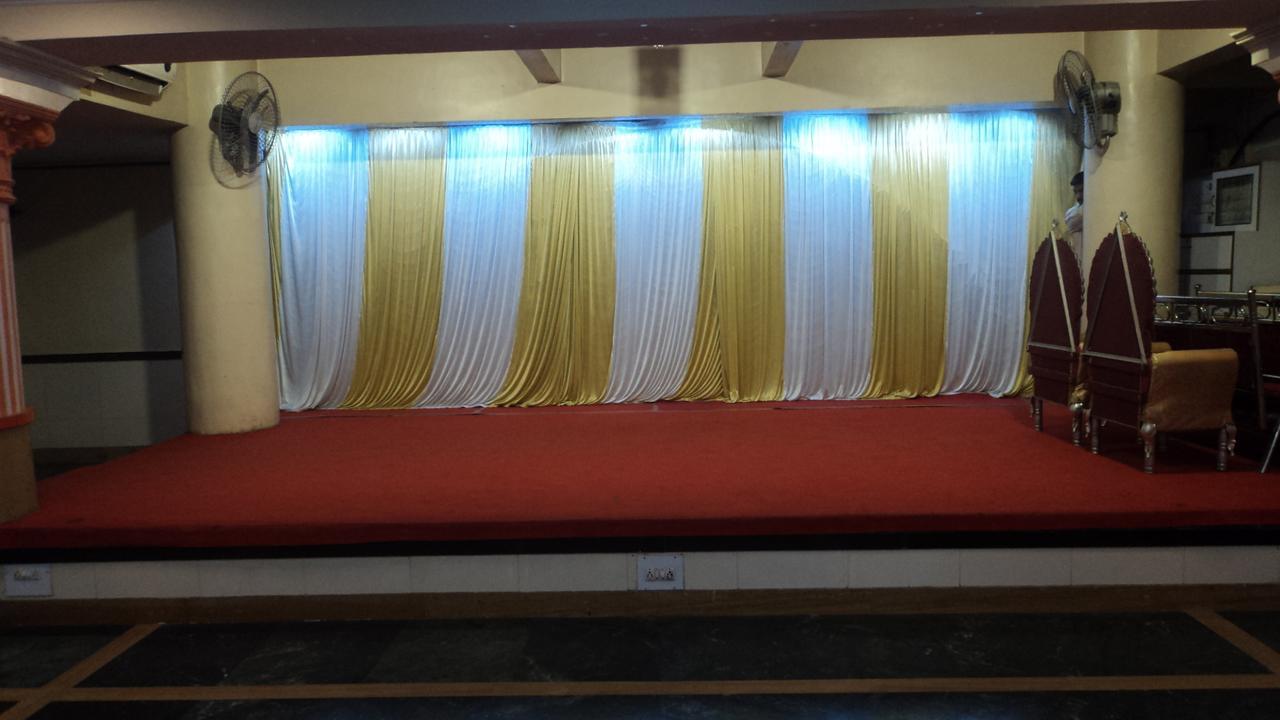 Girija Payyade Hotel Kalyān Exterior foto